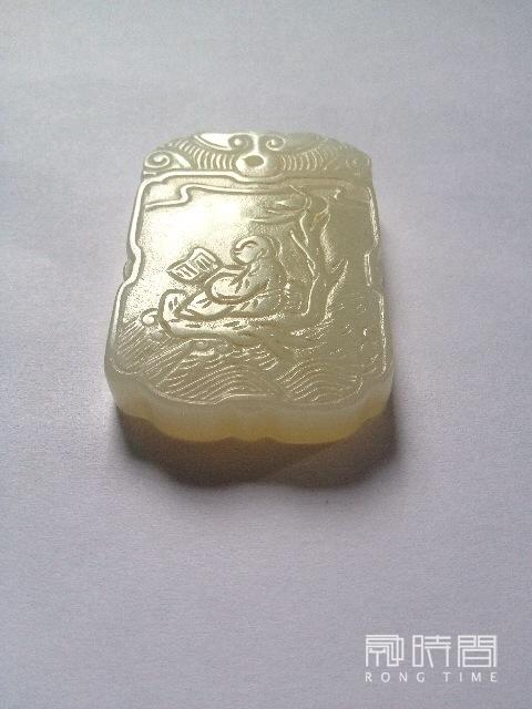 39  白玉人物花卉牌